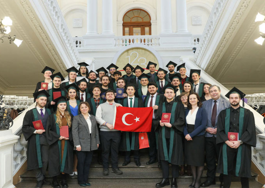 تحصیل کارشناسی در ترکیه