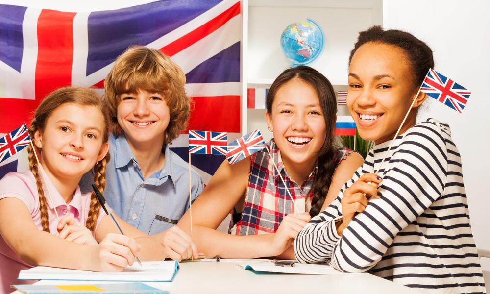 ویزای دانش آموزی انگلیس 2024